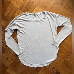 Banana Republic Light Gray Long Sleeve Tee